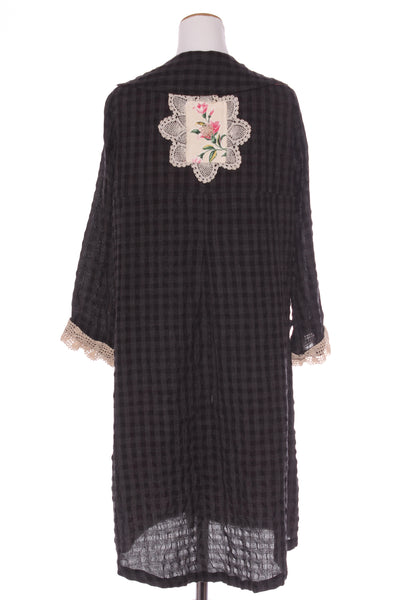 LACE by Donelle Scott (NZ) Wool check duster! 10-14