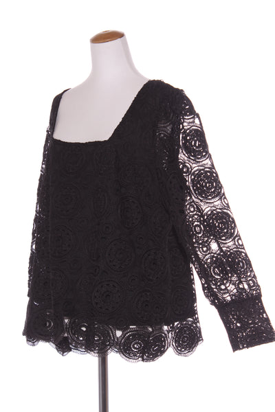 CITY CHIC - Square neck lace top! 20