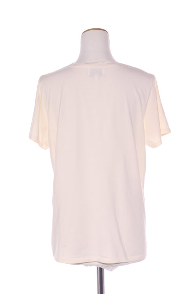 TUESDAY - Retro print logo tee! 12