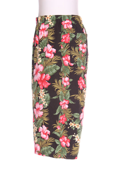 Tropical print shorts! 12