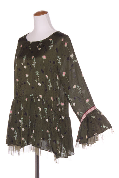 TRELISE COOPER "Acts of kindness" top! 10-12