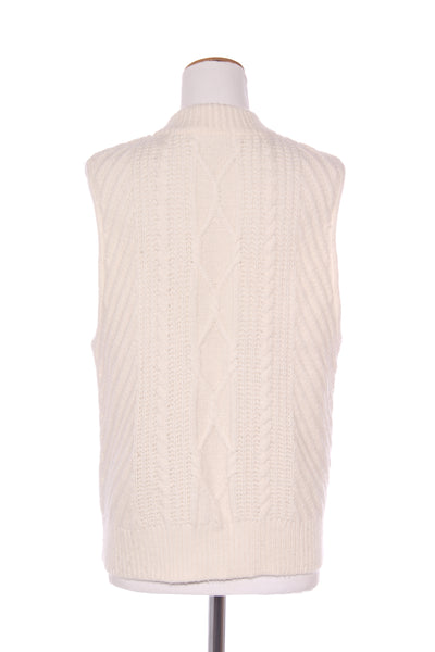 MAX - Cable knit merino blend zip up vest! 14