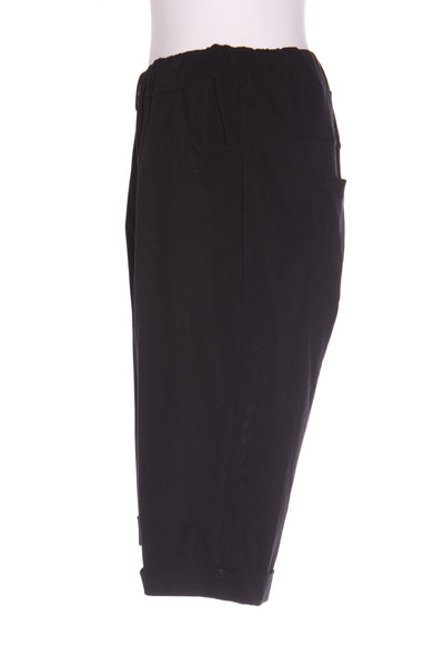 MADLY SWEETLY? Dressy long black shorst! 10-12