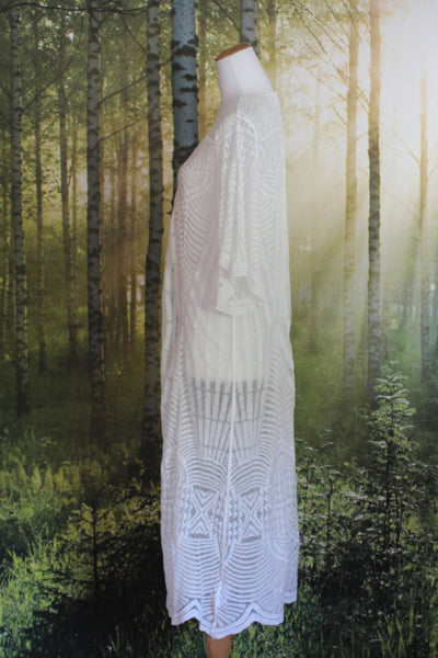 SIRENE - Embroidered kimono cardi! 8-16