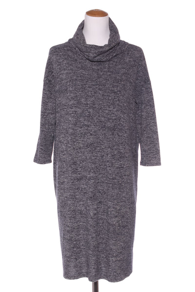 CAPTURE - Polo neck soft knit dress! 14