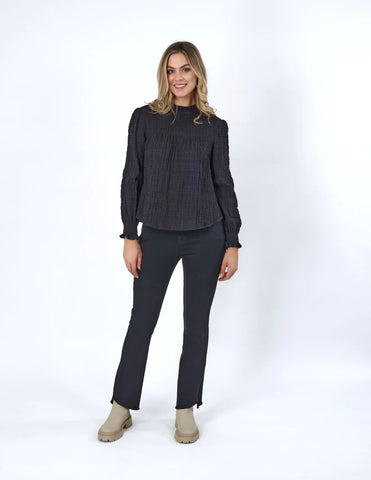 KNEWE LABEL - Shirred Tripp top! 8-10