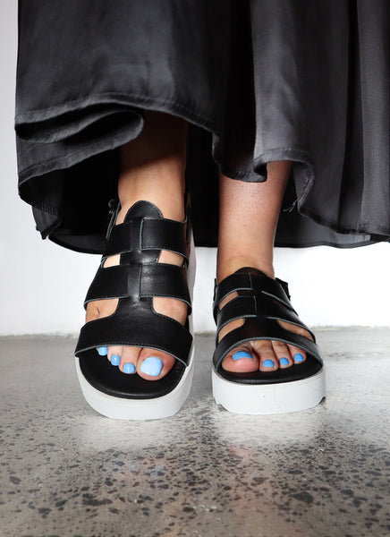 MINX "Delta" leather platform sandals! 39