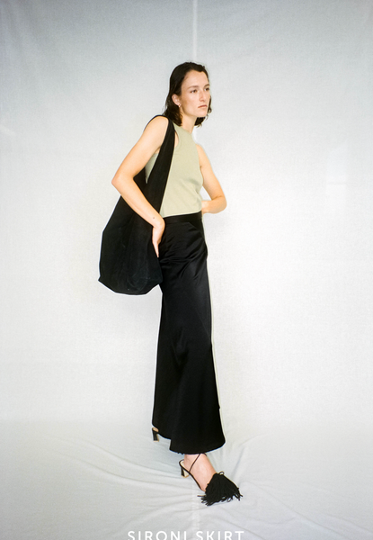 GREGORY (NZ) Silk blend Buckminster wide leg pant! 12