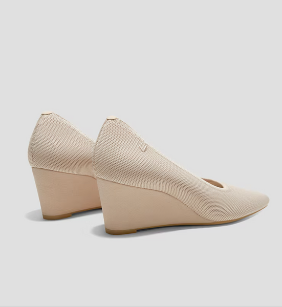 VIVAIA (LN) Pointed toe wedge heels! 38