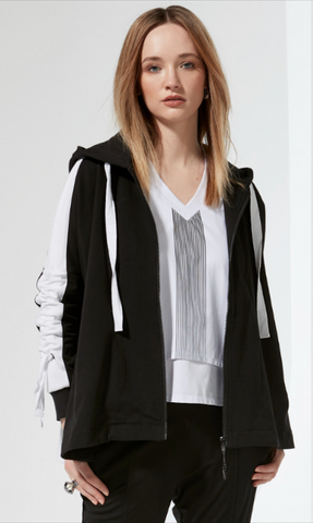 DESIGN NATION - Sierra hooded ruched sleeve jacket! 18