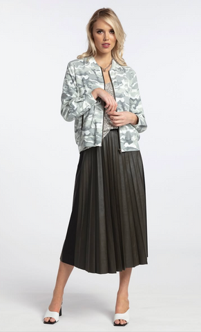 REPERTOIRE (NZ) Lounge "Ziggy" camo bomber jacket! 14