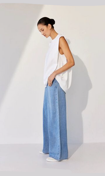 MOOCHI 6&7 (LN) "Glowed" wide leg jeans! 14