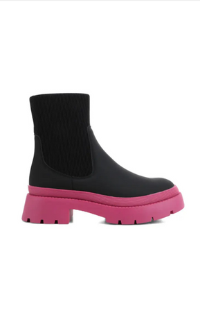 LIFE & SOLE (BN) "Queen" ankle boots! 11