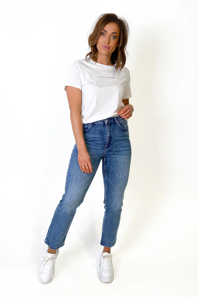 SHINE ON - Ashley straight leg jeans! 6-8