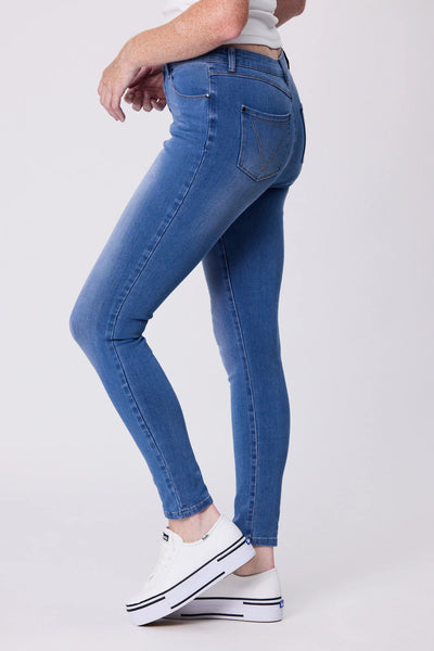 SCULPT - Indigo skinny jeans! 6-8