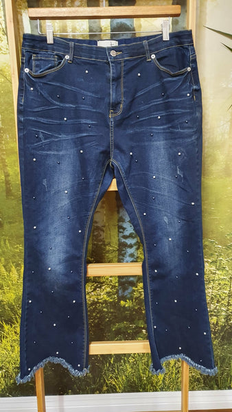 CURATE By Trelise "Long standing" pearl embellished jeans! 16