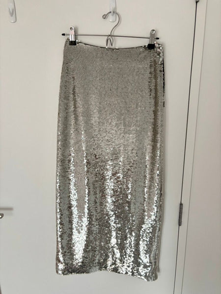 STUDIO.M (BN) "Shine bright" sequin skirt! 18