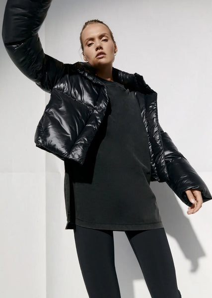 MOOCHI (LN) Facet puffer jacket - Black gloss! 14