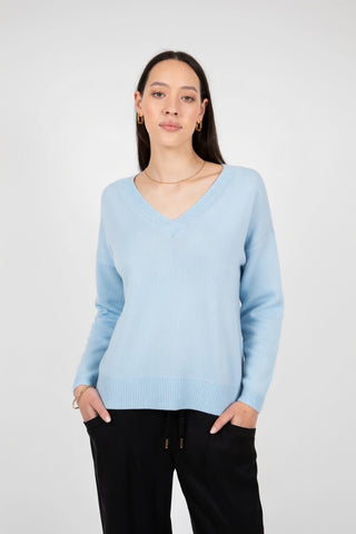 MARLOW (LN) Virgo v neck soft knit! 16