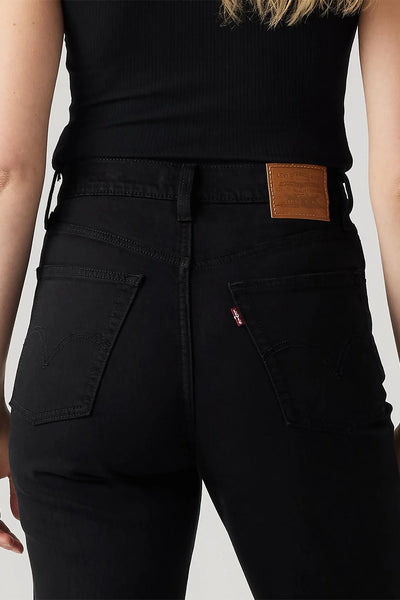 LEVI'S "Ribcage" straight ankle black jean! 34