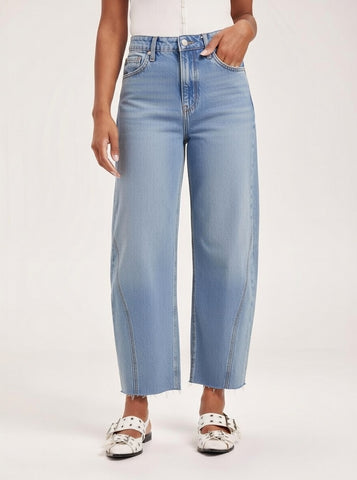 JUST JEANS - High rise barrel leg jean! 14