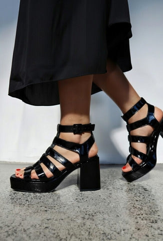MINX "Eclipse" leather sandals! 40
