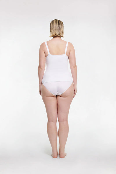 INTIMO (LN) Smooth miracle cami bra! 12-14