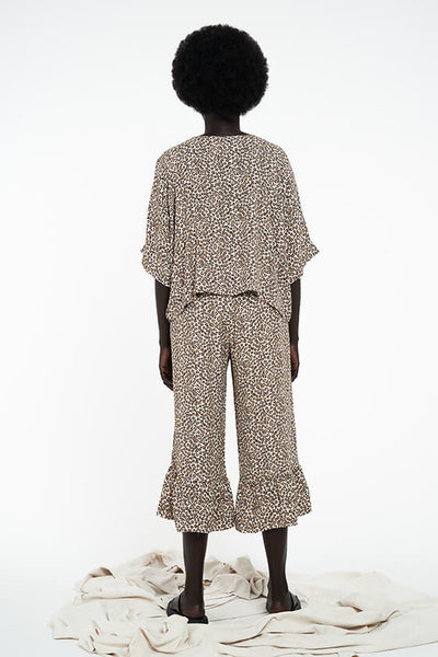 NEON COLLECTIVE - Leopard print button crop shirt! 8-16