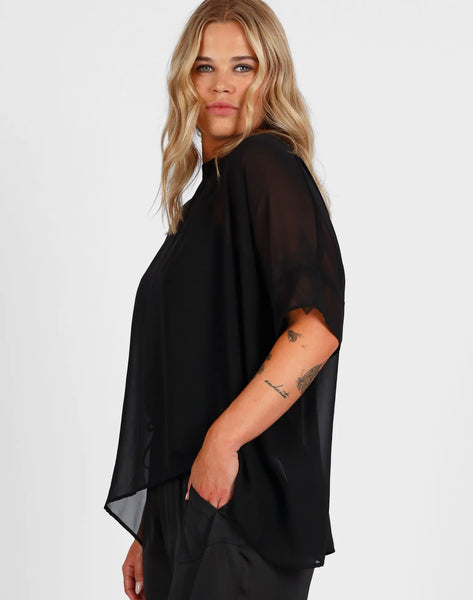 STORM - Relaxed sheer s/s viscose top! 14-16