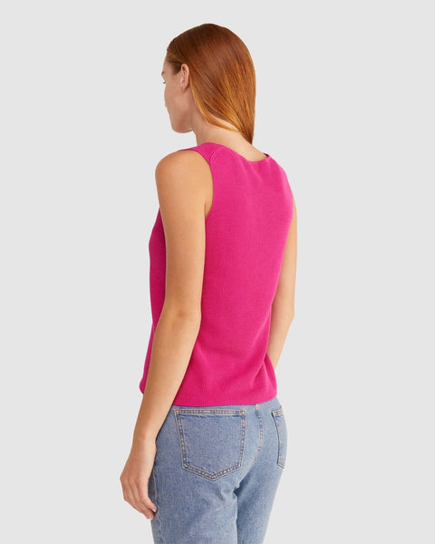 SPORTSCRAFT 'V' neck rib knit top! 12