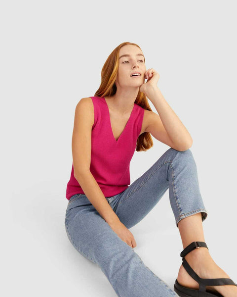 SPORTSCRAFT 'V' neck rib knit top! 12