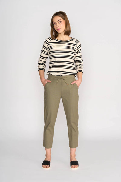 VASSALLI (LN) 7/8 slim leg elastic waist pant - Army! 16