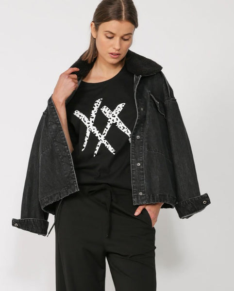 MOOCHI 6&7 - Velvet spot XX tee! 10