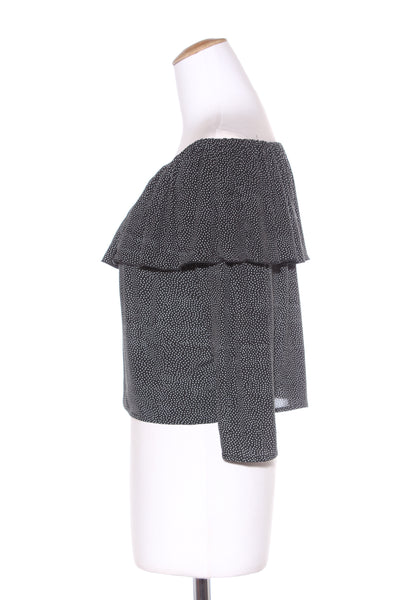 ROLLA'S - Off the shoulder spotted top! 12