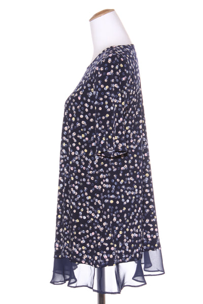 NINA LEONARD - Chiffon hem orb print top! 12