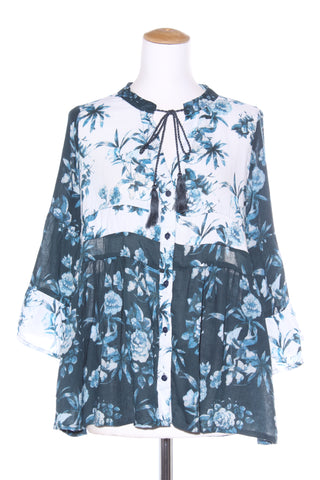 EUROPEAN COLLECTION - Blue floral blouse! 14
