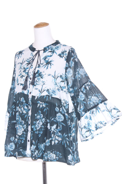 EUROPEAN COLLECTION - Blue floral blouse! 14